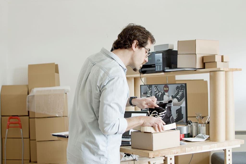 Работа с маркетплейсами фулфилмент: Продажи на маркетплейсах и e-commerce (апселл) Работа с маркетплейсами фулфилмент: Продажи на маркетплейсах и e-commerce (апселл)